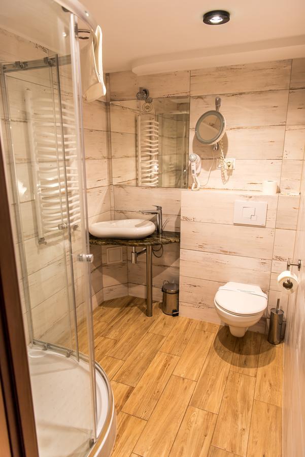 Zajazd Avangarda Wisznice Exterior foto